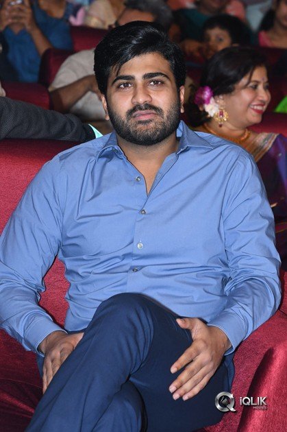 Mahanubhavudu-Movie-Pre-Release-Function